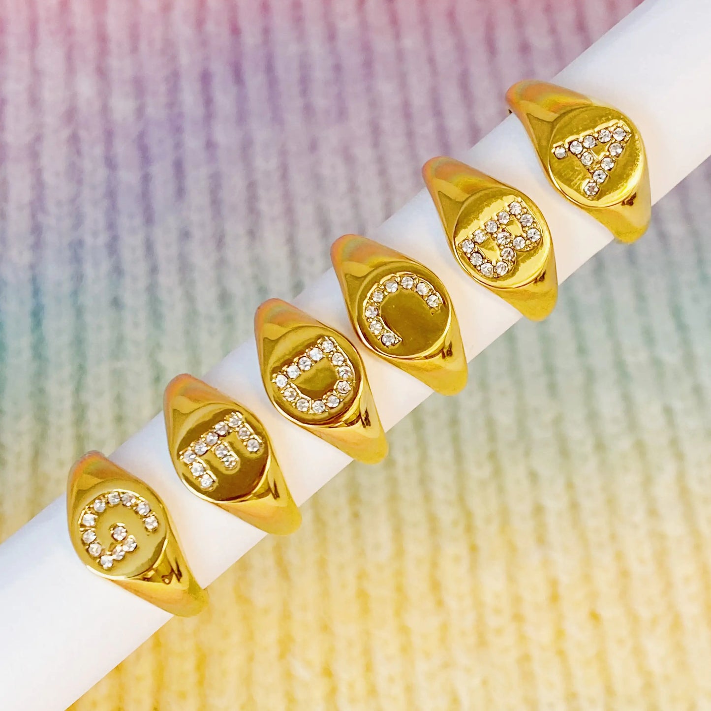 Anillo Personalizado Shine Me con Inicial Brillante
