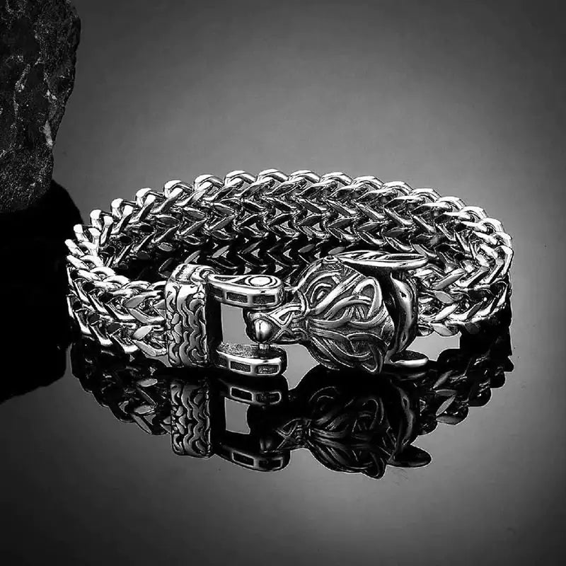 Pulsera con cabeza de lobo