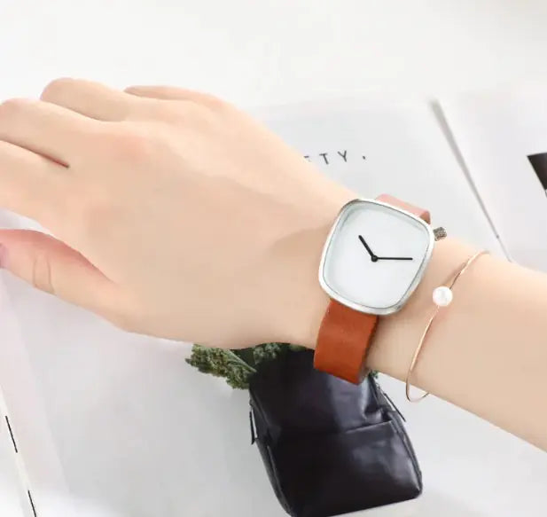 Square quartz watch