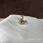 Anillo vintage de pavo real y koi con diseño ajustable