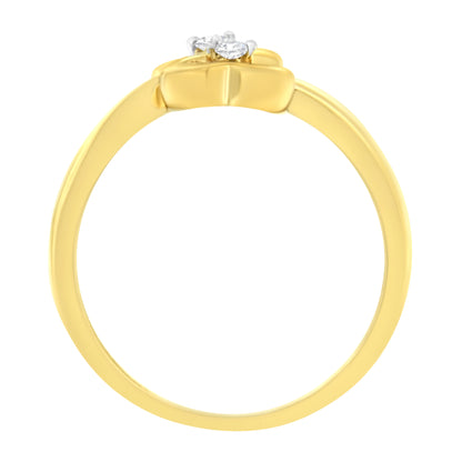 Anillo de diamantes con dos corazones en oro amarillo de 14 quilates y 1/20 ct (KL, I1-I2)