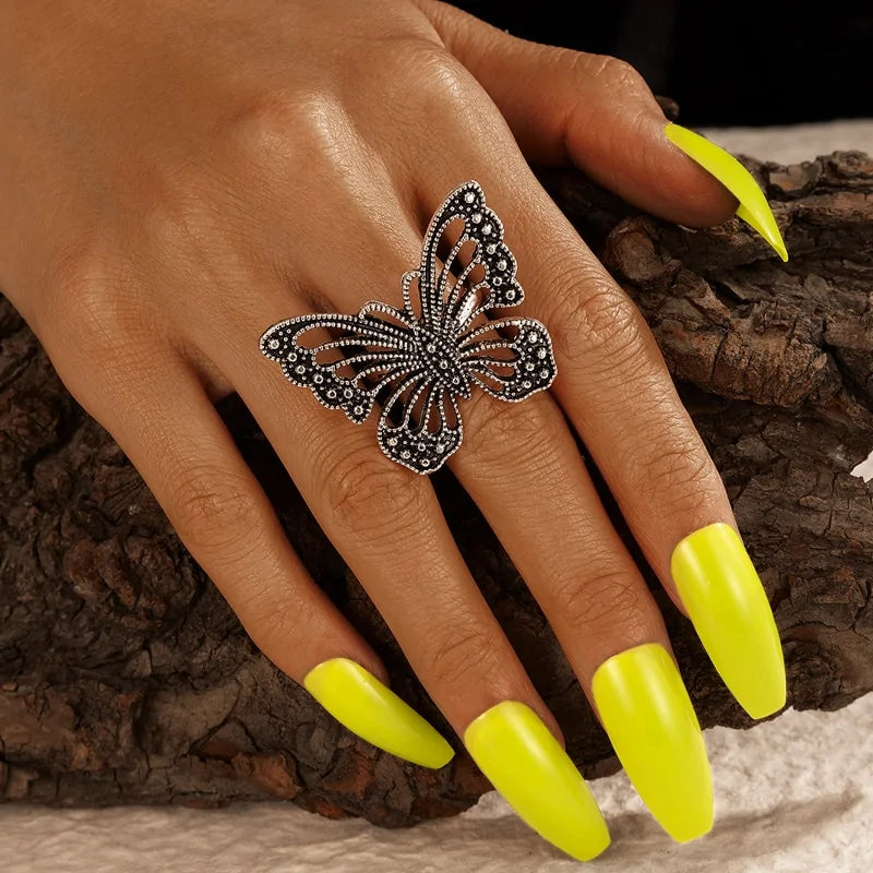 Anillo de Metal con Alas de Plata Vintage