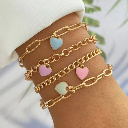 Juego de pulseras y brazaletes