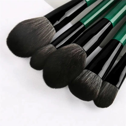 Juego de Brochas verde bosque Belle & Rose™